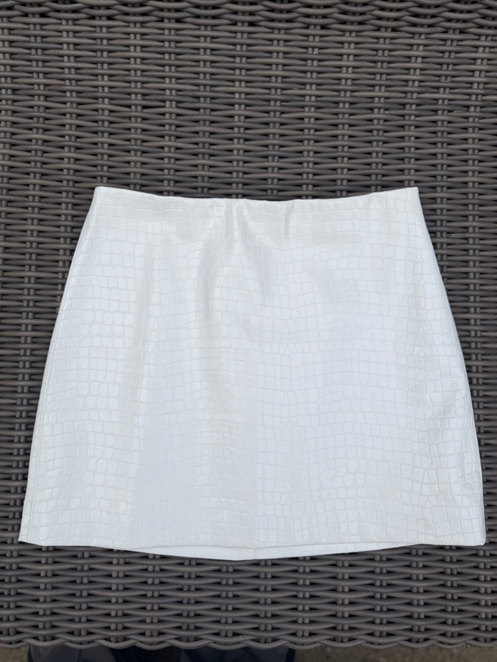 Alice + Olivia White Croc-Embossed Mini Skirt